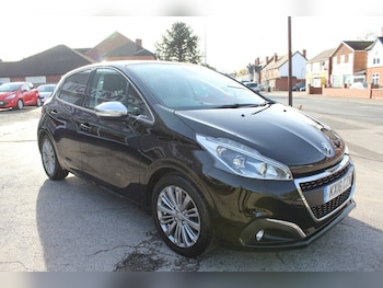 Used Peugeot 208 2016 for sale - 76357148: Photo