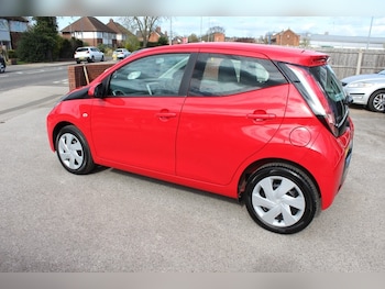 Used Toyota AYGO 2018 for sale - 77953592: Photo