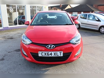 Used Hyundai i20 2014 for sale - 77465370: Photo