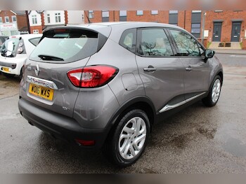 Used Renault Captur 2016 for sale - 77201005: Photo