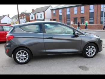 Used Ford Fiesta 2017 for sale - 74916285: Photo
