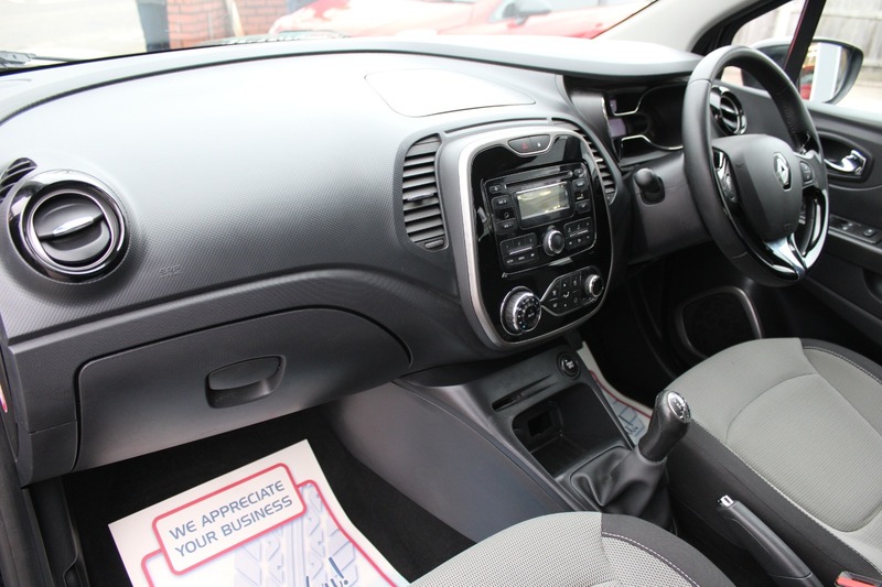 Used Renault Captur 2013 for sale - 77328847: Photo 15