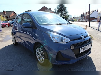 Used Hyundai i10 2017 for sale - 77953588: Photo