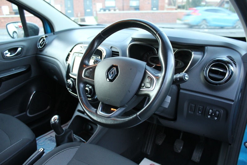 Used Renault Captur 2017 for sale - 76686883: Photo 12