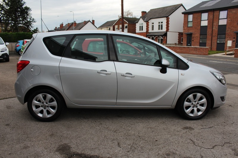 Used Vauxhall Meriva 2017 for sale - 76454908: Photo 6
