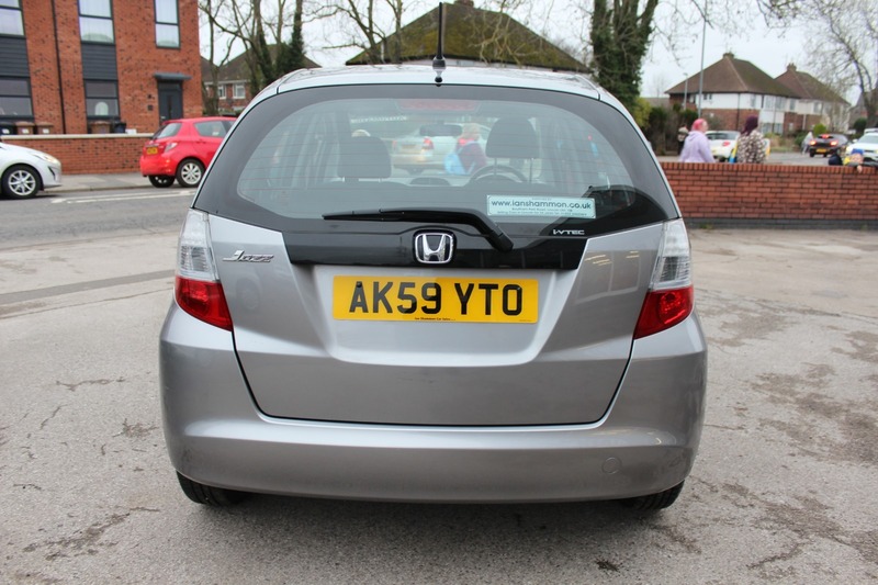 Used Honda Jazz 2009 for sale - 77342423: Photo 7
