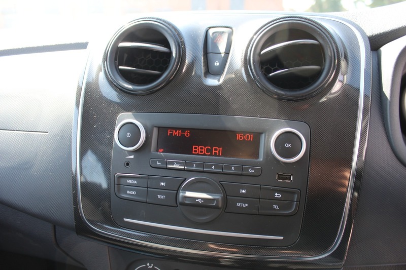 Used Dacia Sandero 2017 for sale - 77328827: Photo 12