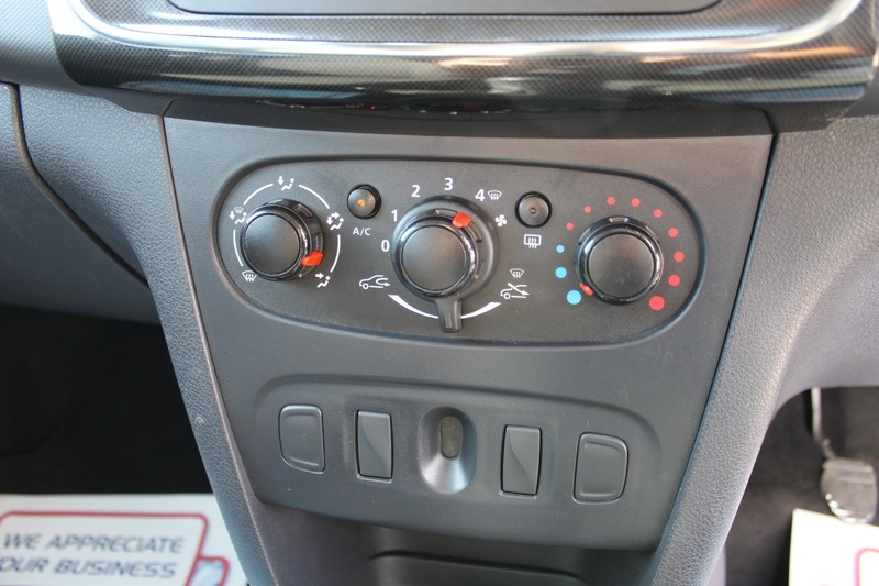 Used Dacia Sandero 2017 for sale - 77328827: Photo 13