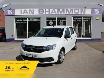Used Dacia Sandero 2017 for sale - 77328827: Photo