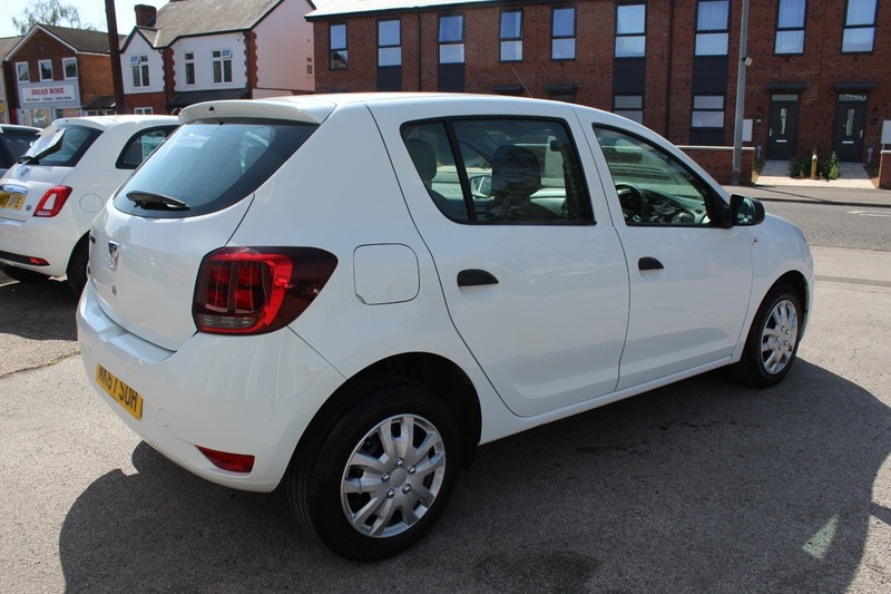 Used Dacia Sandero 2017 for sale - 77328827: Photo 5