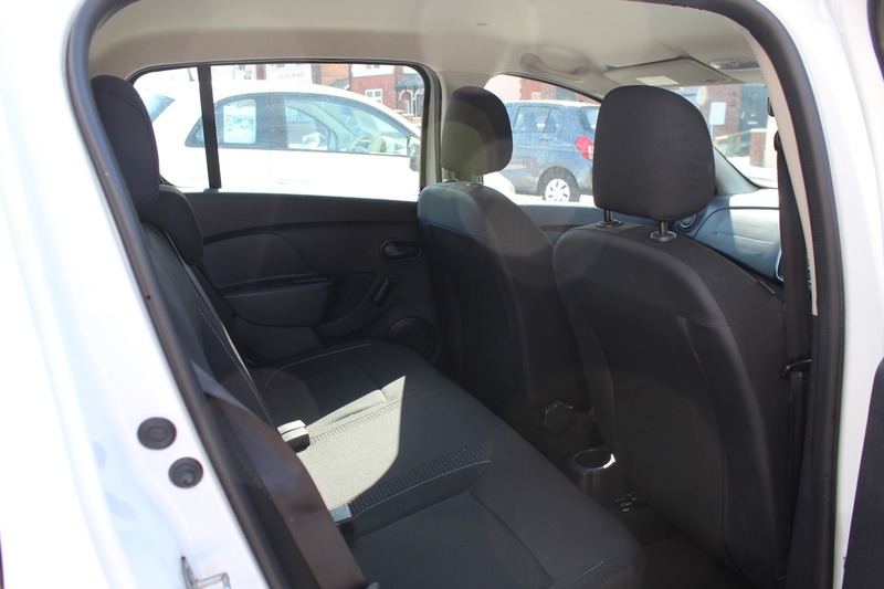 Used Dacia Sandero 2017 for sale - 77328827: Photo 9