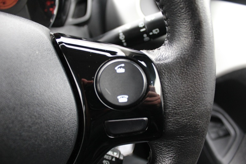 Used Toyota AYGO 2015 for sale - 76357127: Photo 17