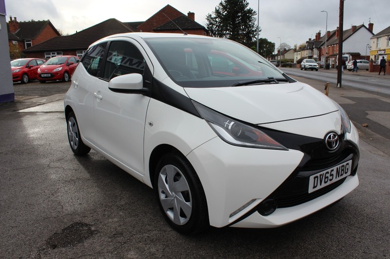 Used Toyota AYGO 2015 for sale - 76357127: Photo 3
