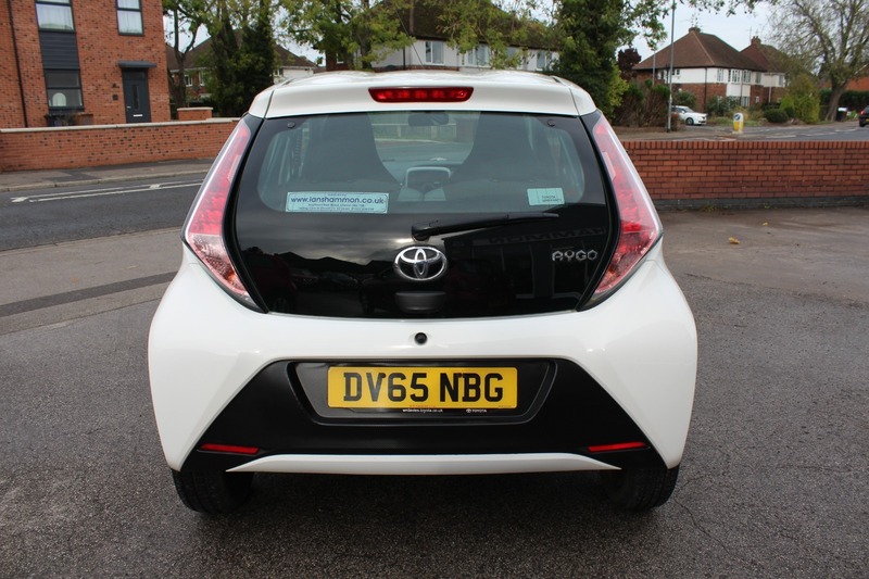 Used Toyota AYGO 2015 for sale - 76357127: Photo 6