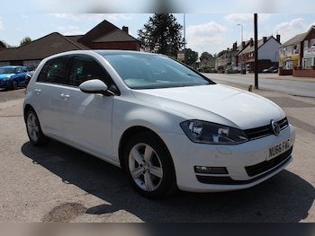 Used Volkswagen Golf 2016 for sale - 79359456: Photo