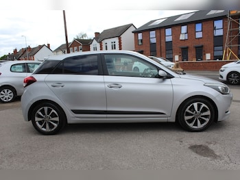 Used Hyundai i20 2016 for sale - 78382033: Photo