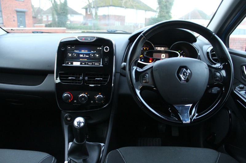 Used Renault Clio 2013 for sale - 76884596: Photo 13