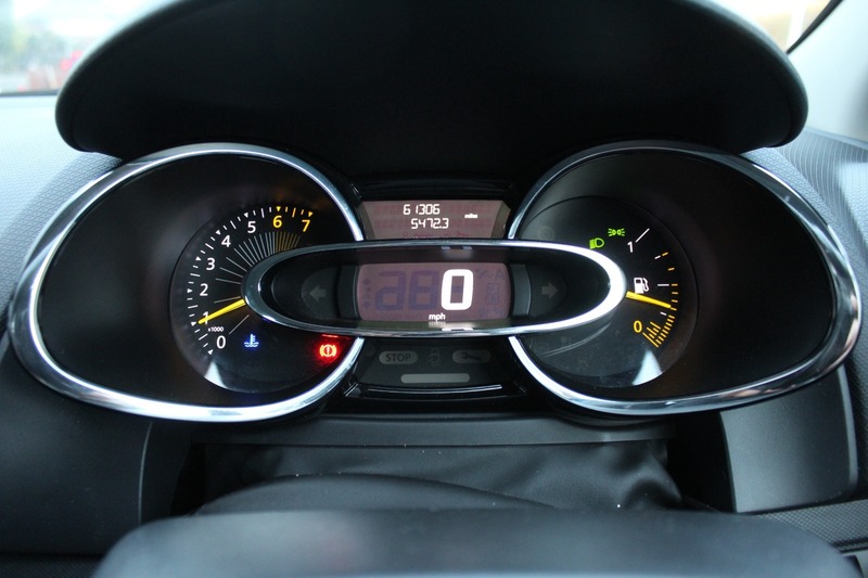 Used Renault Clio 2013 for sale - 76884596: Photo 14