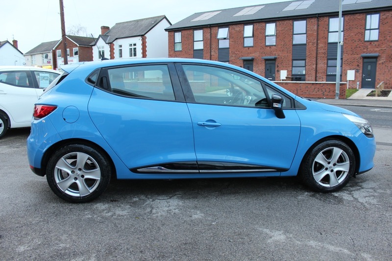 Used Renault Clio 2013 for sale - 76884596: Photo 4