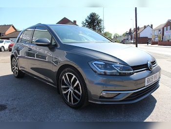 Used Volkswagen Golf 2019 for sale - 78414711: Photo