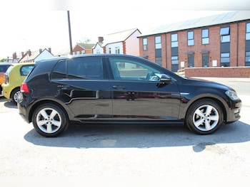 Used Volkswagen Golf 2017 for sale - 79197924: Photo