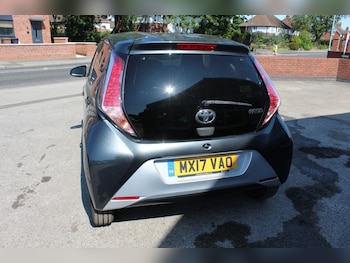 Used Toyota AYGO 2017 for sale - 79314308: Photo
