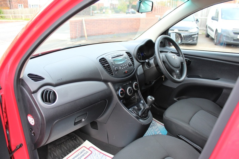 Used Hyundai i10 2012 for sale - 76430599: Photo 15