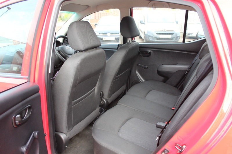 Used Hyundai i10 2012 for sale - 76430599: Photo 16