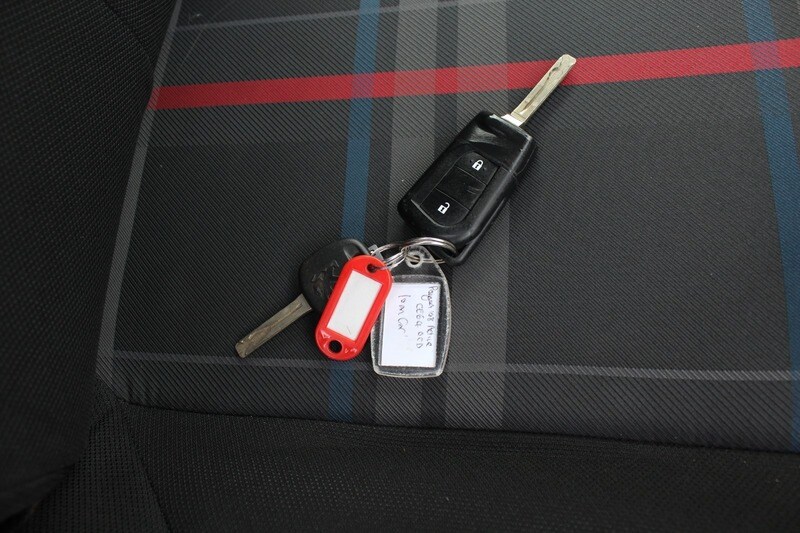 Used Peugeot 108 2014 for sale - 76536309: Photo 12