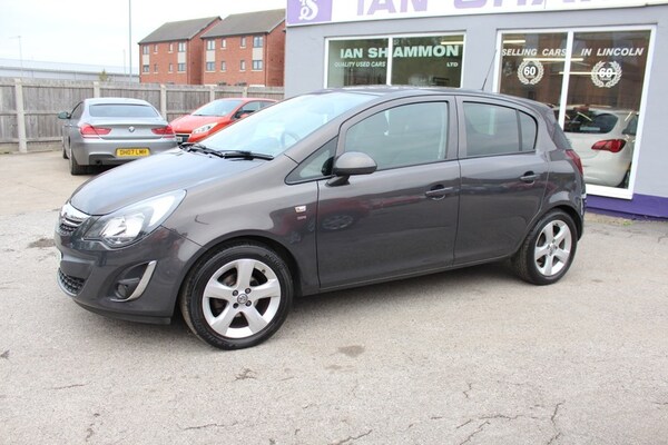 Used Vauxhall Corsa 2014 for sale - 76245615: Photo 2