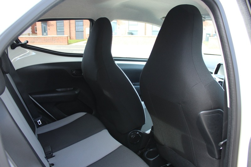 Used Toyota AYGO 2015 for sale - 77720773: Photo 12