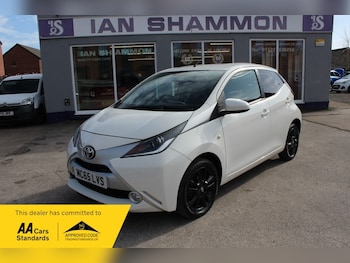 2015 - VVT-I X-PURE 5-Door