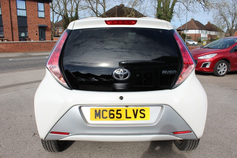 Used Toyota AYGO 2015 for sale - 77720773: Photo 7
