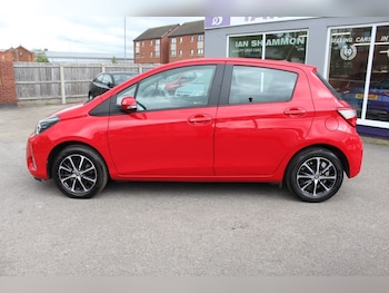 Used Toyota Yaris 2019 for sale - 78558024: Photo
