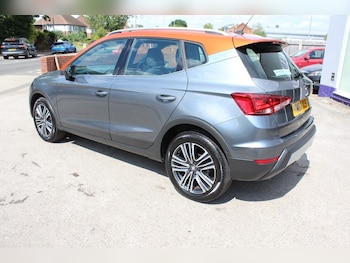 Used SEAT Arona 2017 for sale - 79032824: Photo