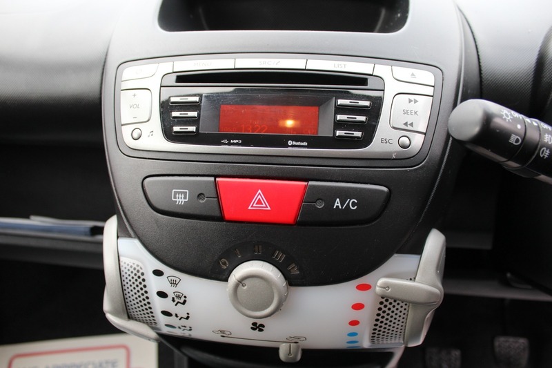 Used Peugeot 107 2013 for sale - 76454934: Photo 12