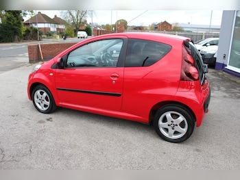 Used Peugeot 107 2013 for sale - 76454934: Photo