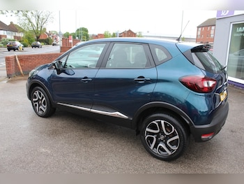 Used Renault Captur 2018 for sale - 78607923: Photo