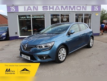Used Renault Megane 2017 for sale - 79104418: Photo