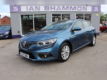 Used Renault Megane 2017 for sale - 79104418: Photo