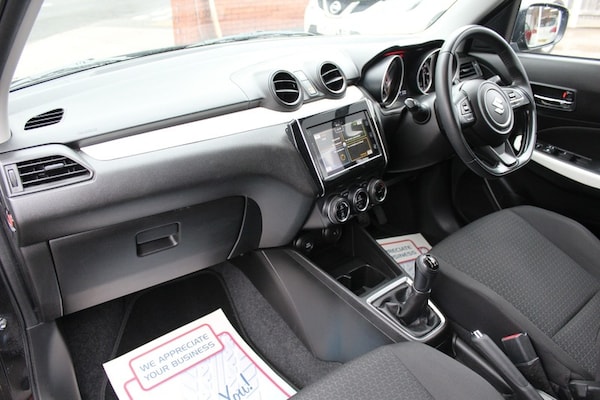 Used Suzuki Swift 2018 for sale - 76245651: Photo 14