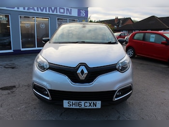 Used Renault Captur 2016 for sale - 76280571: Photo 2