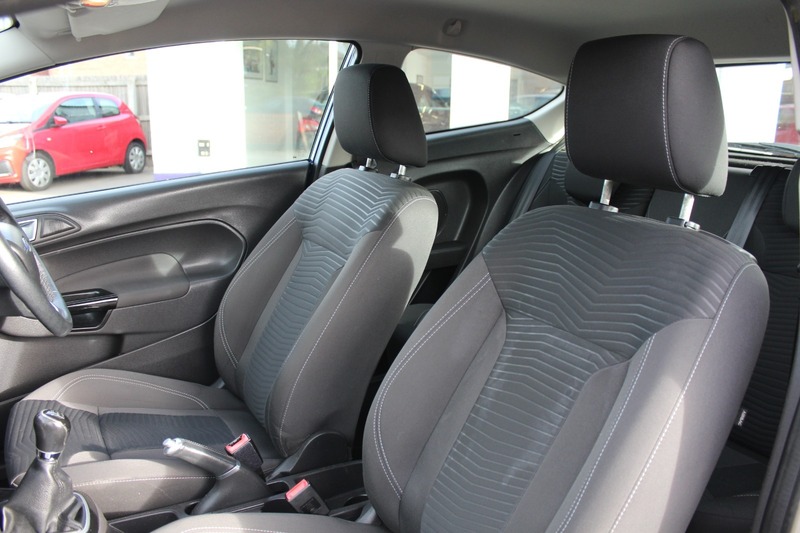 Used Ford Fiesta 2015 for sale - 76386967: Photo 13