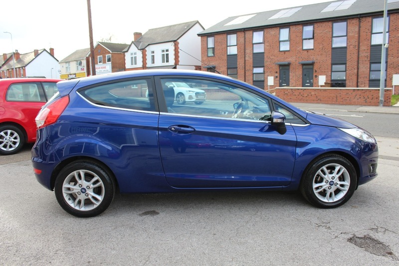 Used Ford Fiesta 2015 for sale - 76386967: Photo 4