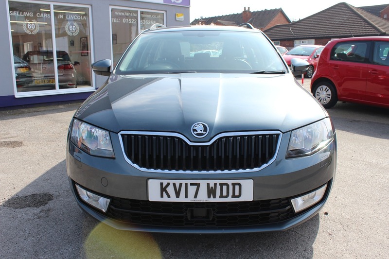 Used Skoda Octavia 2017 for sale - 77976883: Photo 2