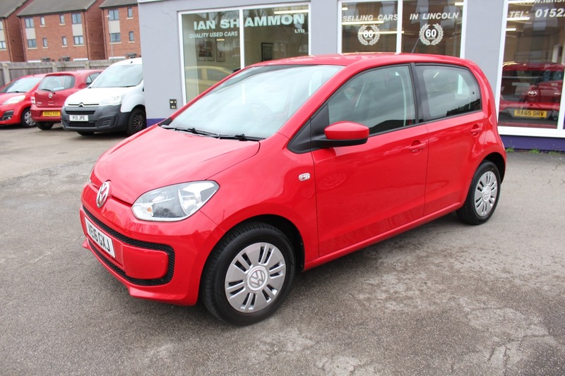 Used Volkswagen up! 2016 for sale - 77572444: Photo 2