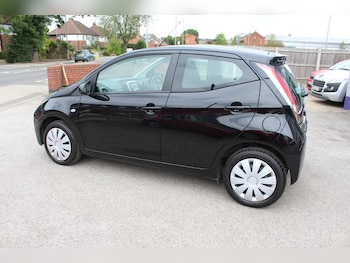 Used Toyota AYGO 2017 for sale - 75676266: Photo