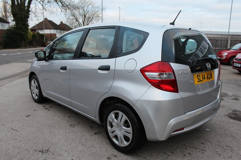 Used Honda Jazz 2014 for sale - 76896631: Photo 7