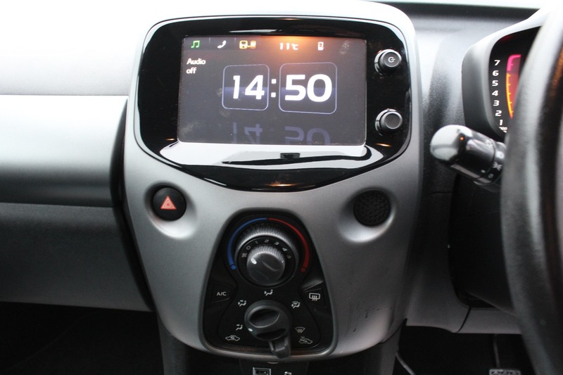 Used Toyota AYGO 2019 for sale - 76712183: Photo 15