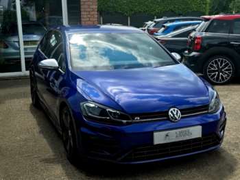 Used Volkswagen Golf 2019 for sale - 74904970: Photo